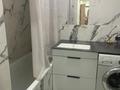 3-бөлмелі пәтер · 107 м² · 10/10 қабат, Толе би 285/8 — Хорошая светлая большая квартира, терплю, с удобной правильной планировкой, окна на Толе би и во внутренний двор, 2 санузла со встроенной мебелью, заезжай и живи, без Долгов, реальному покупателю торг, бағасы: 53 млн ₸ в Алматы, Ауэзовский р-н — фото 2