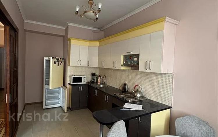 2-бөлмелі пәтер · 88.3 м² · 8/20 қабат, Брусиловского, бағасы: 49.5 млн ₸ в Алматы, Алмалинский р-н — фото 2