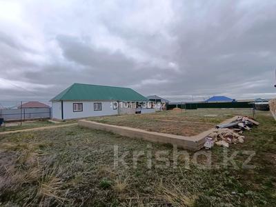 Жеке үй · 3 бөлме · 100 м² · 10 сот., жилой массив Бауырластар, Сазды-2 315, бағасы: 18 млн ₸ в Актобе