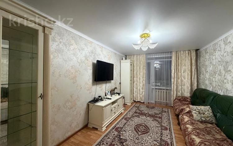 3-комнатная квартира · 63 м² · 2/5 этаж, мкр Новый Город, ул Космонавтов — пересечение ул Гоголя за 21.5 млн ₸ в Караганде, Казыбек би р-н — фото 2