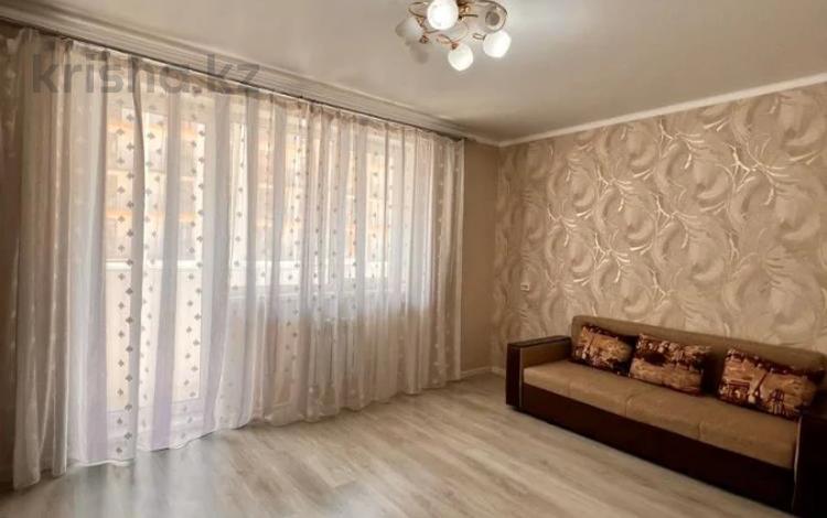 1-комнатная квартира, 48 м², 5/10 этаж, Жунисова 10 к1