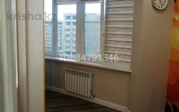 3-комнатная квартира · 70 м² · 7/10 этаж, мкр Каргалы, Кенесары хана 54/26 за 370 000 〒 в Алматы, Наурызбайский р-н — фото 2