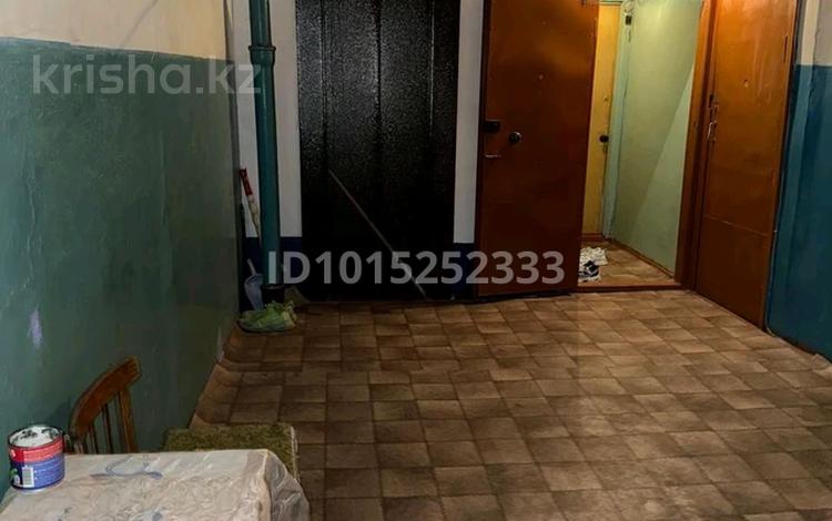 3-комнатная квартира · 70 м² · 3/9 этаж, мкр Юго-Восток, мкр Юго-Восток, 28й микрорайон 4 за 22 млн ₸ в Караганде, Казыбек би р-н — фото 2