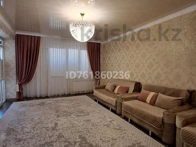 2-бөлмелі пәтер · 72 м² · 7/8 қабат, Микрорайон Алтын Ауыл 15 — Микрарайон Алтын ауыл, бағасы: 35 млн ₸ в Каскелене