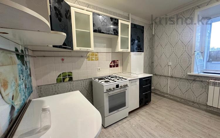 2-комнатная квартира · 51.1 м² · 2/10 этаж, Байсалыкова за 21.1 млн 〒 в Семее — фото 15