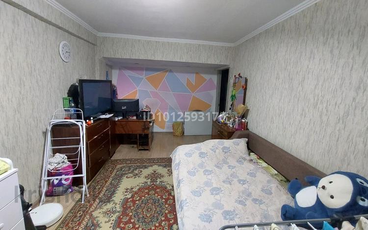 2-комнатная квартира · 50 м² · 2/4 этаж, мкр Кемел (Первомайское) 3 — Бекмаханова за 33 млн ₸ в Алматы, Жетысуский р-н — фото 2