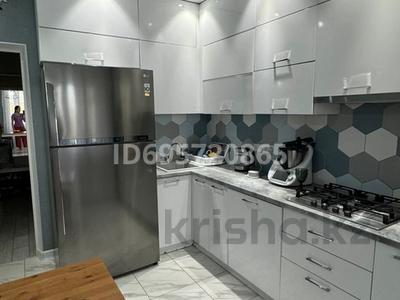 3-бөлмелі пәтер · 84.6 м² · 5/9 қабат, мкр Нурсая, Таумуш Жумагалиев 15, бағасы: 45.5 млн ₸ в Атырау