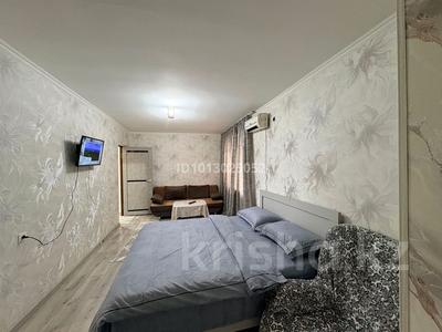 1-комнатная квартира · 45 м² · 1/5 этаж, 8-й микрорайон, Аскарова 43а за 10 000 ₸ в Шымкенте, Туран р-н