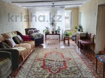 Отдельный дом • 3 комнаты • 70 м² • 3.8 сот., Торайгырова 7 за 9.5 млн 〒 в Семее