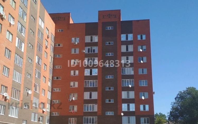 2-комнатная квартира · 60 м² · 9/9 этаж, Гагарина 1 за 21 млн ₸ в Уральске — фото 2