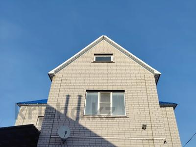 Отдельный дом · 4 комнаты · 360 м² · 4.2 сот., Иманова за 47 млн 〒 в Актобе, мкр Москва