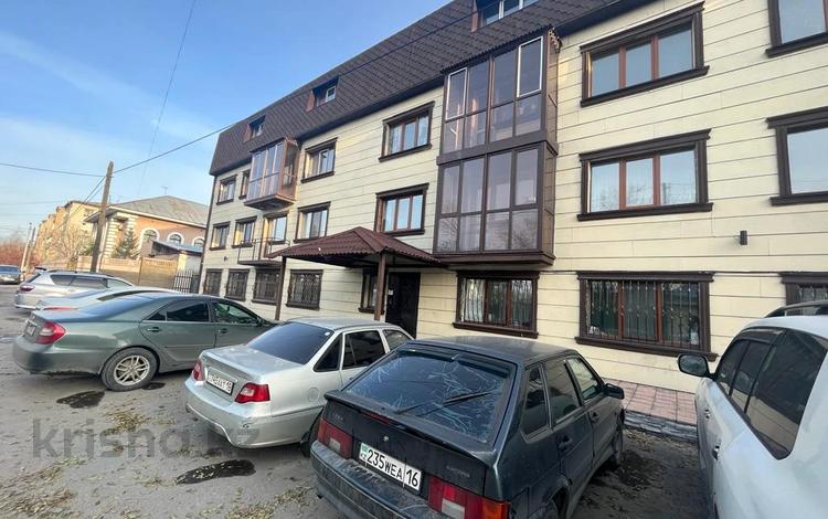 5-бөлмелі пәтер · 253 м² · 3/4 қабат, Пархоменко 68, бағасы: 98 млн ₸ в Семее — фото 13
