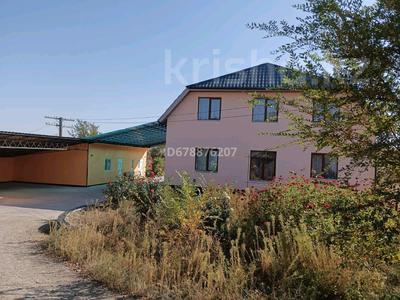Отдельный дом · 6 комнат · 255.6 м² · 100 сот., Микрорайон ДЭУ за 45 млн ₸ в 
