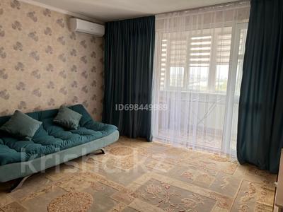 2-комнатная квартира · 74 м² · 15/16 этаж, мкр Аккент, Мкр. Аккент — Райымбека проспект за 300 000 〒 в Алматы, Алатауский р-н