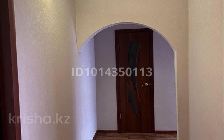 2-комнатная квартира · 54 м² · 5/9 этаж, мкр Юго-Восток, Мкр Степной 3 2 за 180 000 ₸ в Караганде, Казыбек би р-н — фото 2