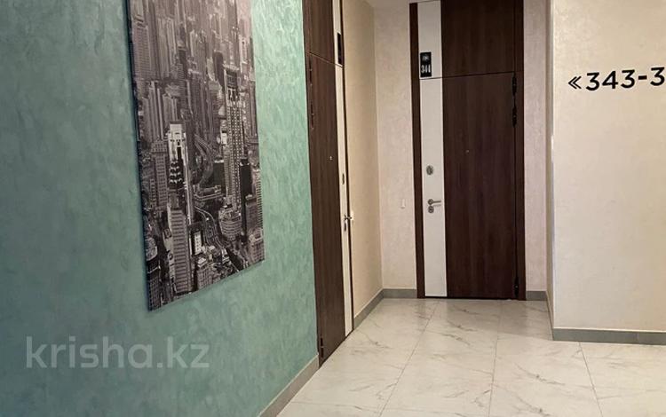 4-комнатная квартира, 127 м², 12/12 этаж, пр.Тайманова 48 за 62 млн 〒 в Атырау — фото 2