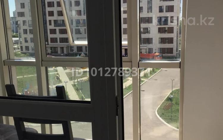 2-бөлмелі пәтер · 68 м² · 4/8 қабат, Кабанбай батыра 60/6, бағасы: 50 млн ₸ в Астане, Есильский р-н — фото 2