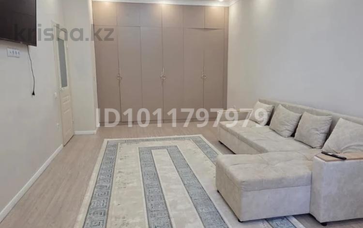 1-комнатная квартира · 45 м² · 2 этаж, Кошкарбаева 13 — Мечеть Хазрет Султан, дворец Независимости, Нурорда, Шабыт, Национальный музей, Пирамида за 15 000 〒 в Астане, Сарыарка р-н — фото 12