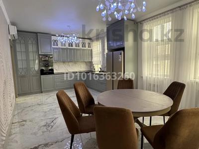 5-комнатная квартира · 245 м² · 8/8 этаж, Мангилик Ел 38 за 1.5 млн ₸ в Астане, Есильский р-н
