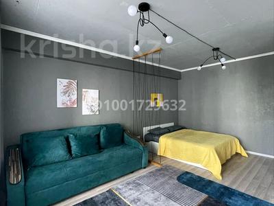 1-бөлмелі пәтер · 40 м² · 2/10 қабат, Толе би 285/8 к2, бағасы: 2 500 〒 в Алматы, Ауэзовский р-н