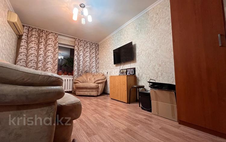 1-бөлмелі пәтер, 34.5 м², 1/9 қабат, мкр 11 24 — Аз-Наурыз, бағасы: 12 млн 〒 в Актобе, мкр 11 — фото 2