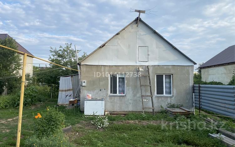 Дача · 3 комнаты · 50 м² · 4 сот., мкр Айгуль, Ст Локомотив 413/1 — Сзади ресторана Европа за 13 млн ₸ в Уральске — фото 2