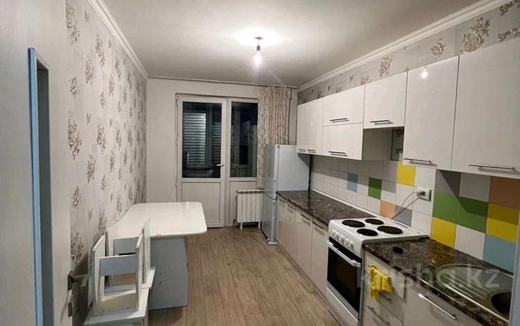 1-комнатная квартира, 40 м², 1/9 этаж помесячно, мкр Нуркент (Алгабас-1)