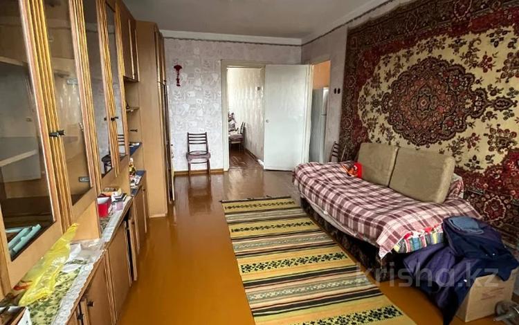 2-комнатная квартира, 46 м², 5/5 этаж, Сатпаева 25 за 11.2 млн 〒 в Павлодаре — фото 2