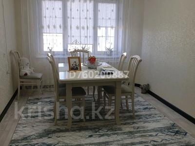 3-комнатная квартира · 67 м² · 6/9 этаж, Есет Батыра 13 за 21 млн 〒 в Актобе