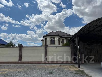 Отдельный дом · 7 комнат · 380 м² · 10 сот., Накипов 20 — Ханшайым плаза за 100 млн 〒 в Туркестане