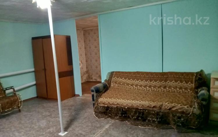 Жеке үй · 2 бөлме · 35 м² · 10 жүзд., Достык 5, бағасы: 80 000 ₸ в Уральске — фото 2