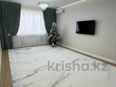 3-комнатная квартира · 106.4 м² · 8/10 этаж, мкр. Алтын орда, пр молдагуловой 62 за 48.5 млн ₸ в Актобе