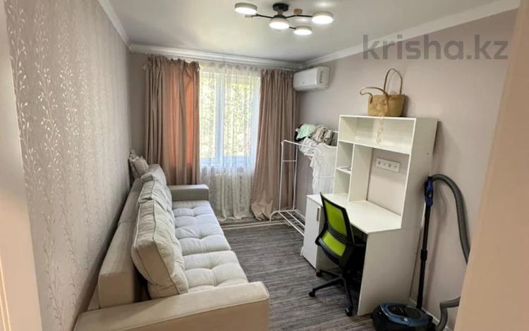 2-бөлмелі пәтер · 44 м² · 4/4 қабат, мкр №10, бағасы: 35.6 млн ₸ в Алматы, Ауэзовский р-н — фото 2