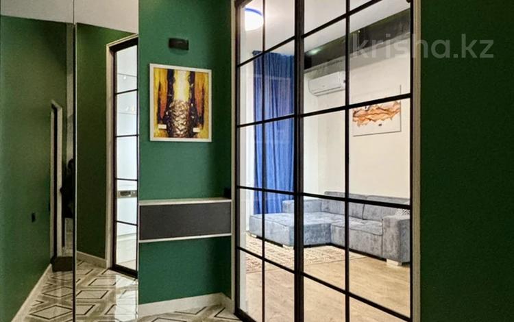 4-бөлмелі пәтер · 110 м² · 1/9 қабат, Омарова 35/1, бағасы: 800 000 ₸ в Алматы, Медеуский р-н — фото 2