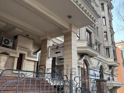 Свободное назначение, офисы, магазины и бутики, салоны красоты, фитнес и спорт, медцентры и аптеки, образование, студии · 230 м² за 3 млн ₸ в Алматы, Медеуский р-н