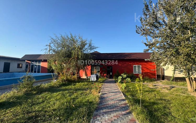 Отдельный дом · 2 комнаты · 130 м² · 12 сот., Зайсан 11 за 250 000 ₸ в Конаеве — фото 2