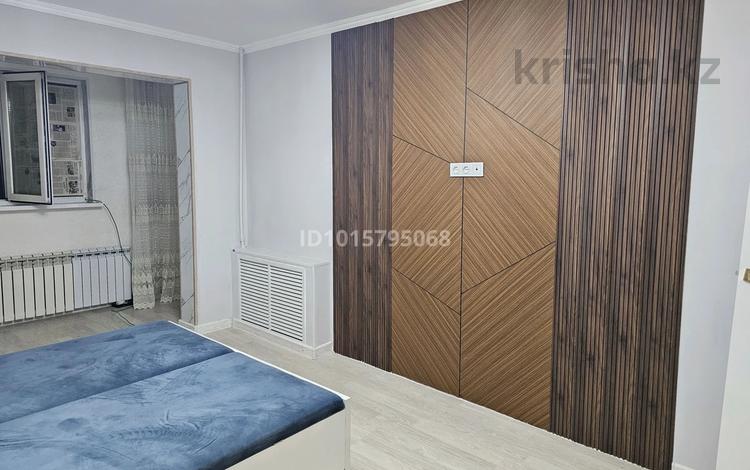 2-бөлмелі пәтер · 54 м² · 1/5 қабат, 18-шағынаудан 5 — Рыскулова ост 18, бағасы: 170 000 ₸ в Шымкенте, Аль-Фарабийский р-н — фото 2