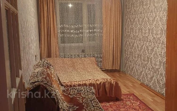 3-бөлмелі пәтер · 60 м² · 4/5 қабат, 35-й квартал 5А, бағасы: 18 млн ₸ в Семее — фото 2
