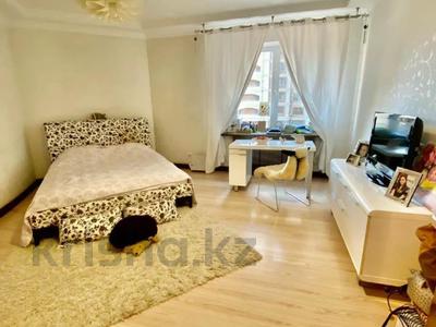 4-бөлмелі пәтер · 132 м² · 7/15 қабат, Ходжанова, бағасы: 130 млн ₸ в Алматы, Бостандыкский р-н