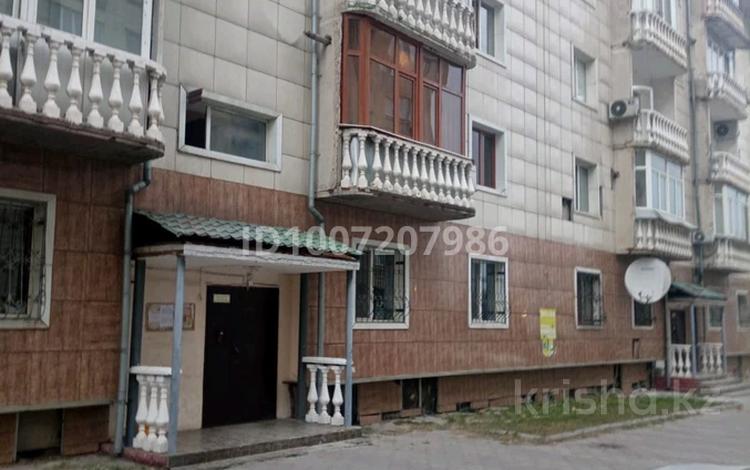 3-бөлмелі пәтер · 78 м² · 3/5 қабат, Байғазиева 35, бағасы: 38 млн ₸ в Каскелене — фото 2