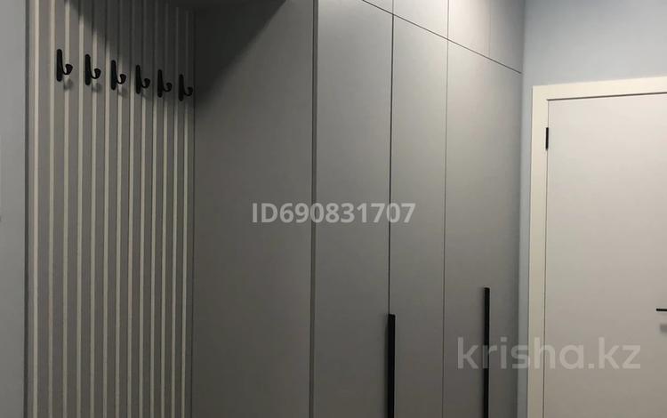 2-комнатная квартира · 50 м² · 6/13 этаж, Толе би 189/3 — Жарокова за 330 000 ₸ в Алматы, Алмалинский р-н — фото 2
