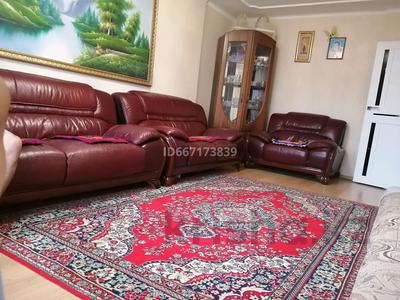 3-бөлмелі пәтер · 70 м² · 2/5 қабат, Орталык улица 3, бағасы: 26 млн ₸ в Атырау