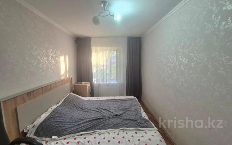 3-бөлмелі пәтер · 52 м² · 5/5 қабат, 13-шағынаудан, бағасы: 11 млн ₸ в Караганде, Алихана Бокейханова р-н — фото 4