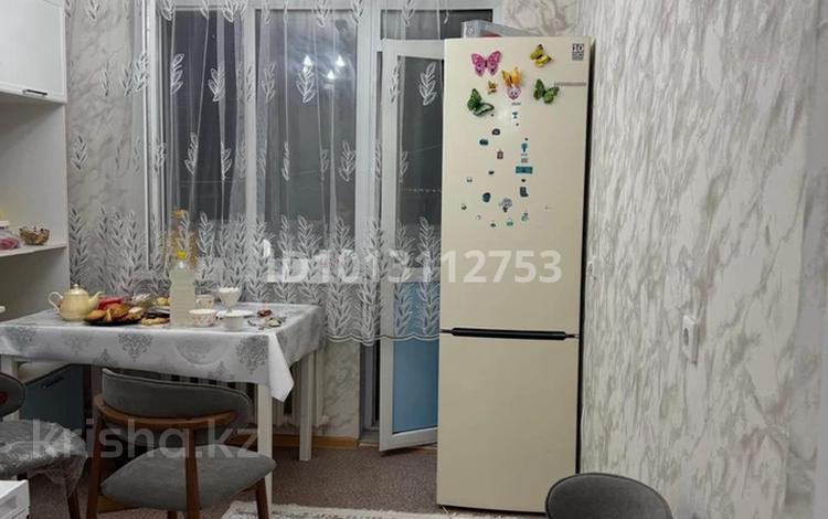 1-комнатная квартира · 57.4 м² · 9/13 этаж, Чингиз Айтматов 36 за 28 млн ₸ в Астане, Нура р-н — фото 2