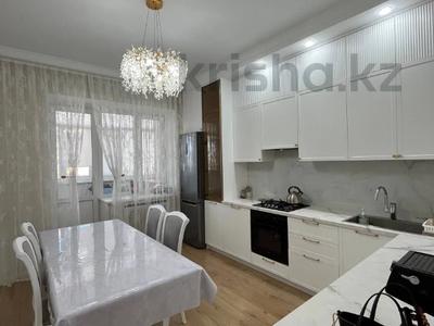 3-комнатная квартира · 107.2 м² · 8/10 этаж, мкр. Алтын орда, Алии Молдагуловой за 55 млн ₸ в Актобе
