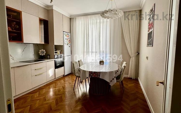 3-бөлмелі пәтер · 118.3 м² · 4/10 қабат, Байтурсынова 20/2, бағасы: 75 млн ₸ в Астане, Сарайшык р-н — фото 2