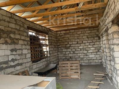 Жеке үй · 3 бөлме · 80 м² · 8 сот., Старый город, Мясокомбинат 3/2, бағасы: 4 млн ₸ в Актобе