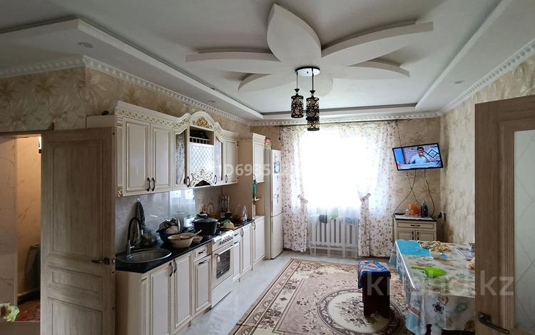 Отдельный дом • 5 комнат • 120 м² • 10 сот., Жамбола 81 за 26 млн 〒 в Тескенсу — фото 2