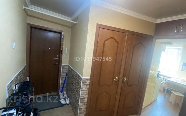 3-бөлмелі пәтер · 55 м² · 5/5 қабат, мкр Аксай-1, Саина 4/1 — Ташкентская саина, бағасы: 33 млн ₸ в Алматы, Ауэзовский р-н — фото 2