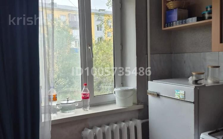 1-комнатная квартира · 32 м² · 2/5 этаж, 408 квартал 14 за 12 млн 〒 в Семее — фото 2